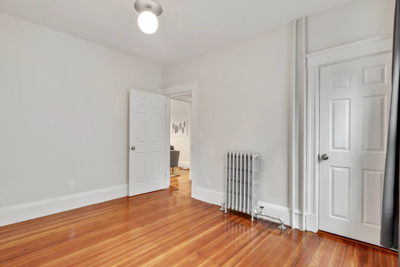 #444: Allston - Full Bedroom B - 15