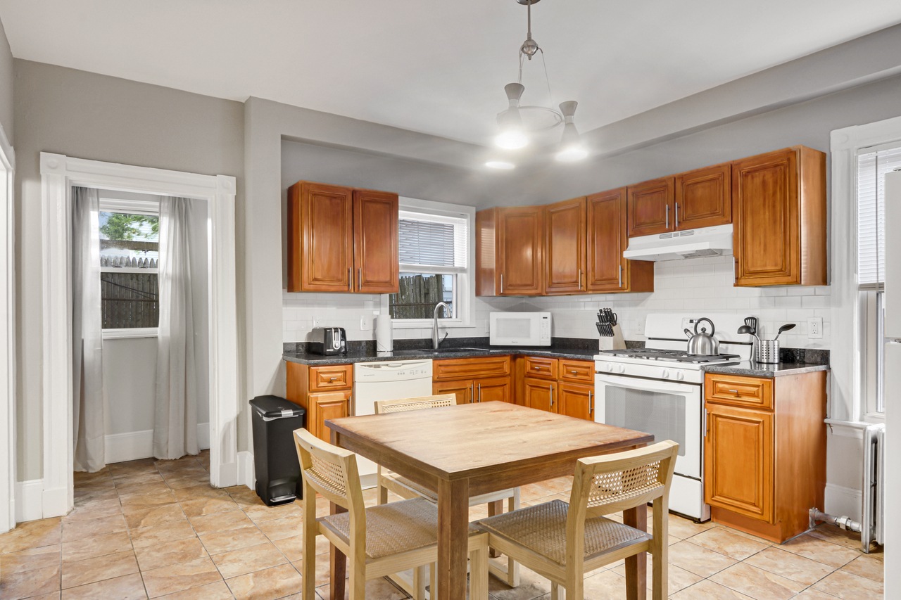 #444: Allston - Full Bedroom B - 12