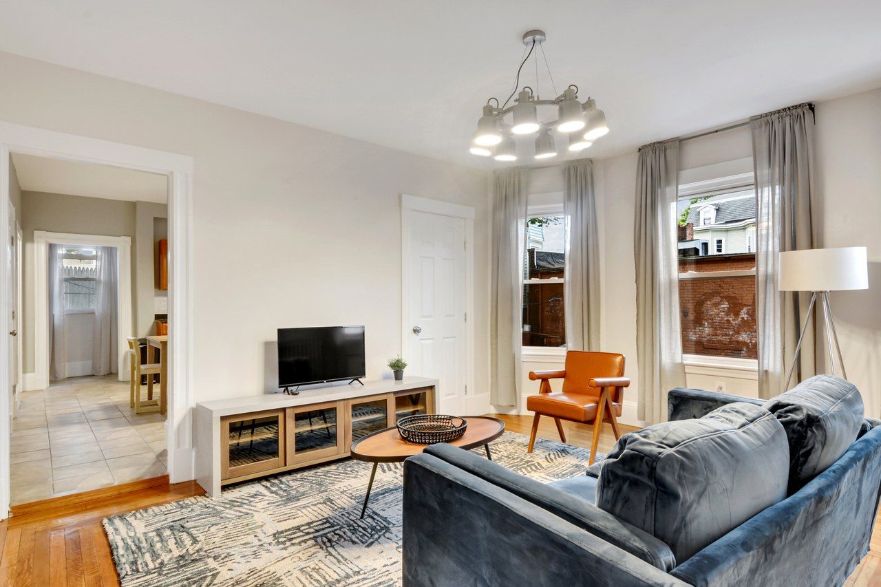 #444: Allston - Queen Bedroom A - 3