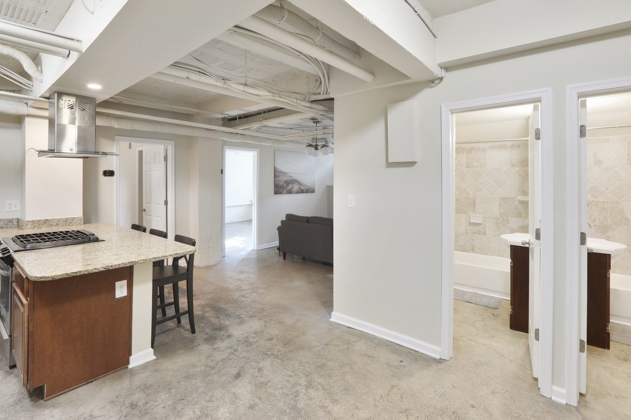  #913: Dupont Circle - Full Bedroom A  -  #913: Dupont Circle  - Gallery -  6