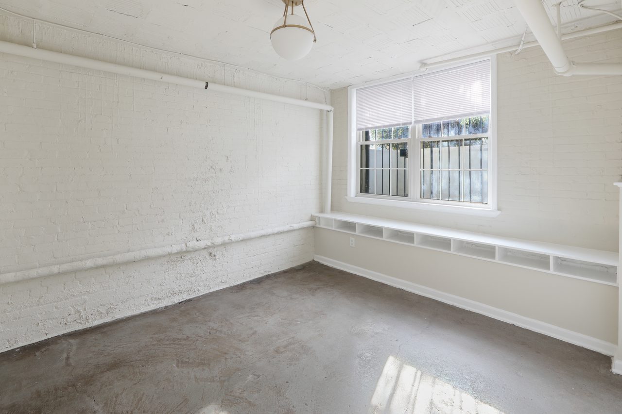  #913: Dupont Circle - Full Bedroom E  -  #913: Dupont Circle  - Gallery -  19