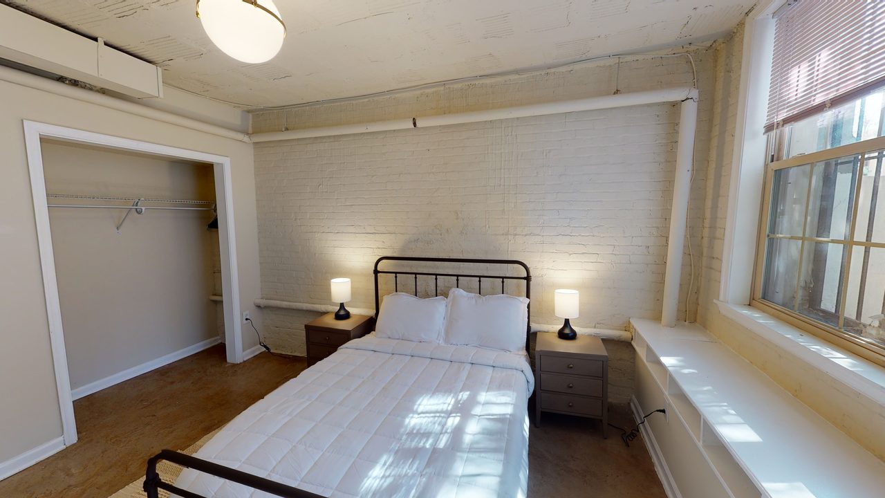  #913: Dupont Circle - Full Bedroom E  -  #913: Dupont Circle  - Gallery -  16