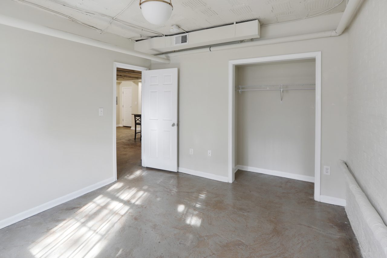  #913: Dupont Circle - Full Bedroom E  -  #913: Dupont Circle  - Gallery -  17