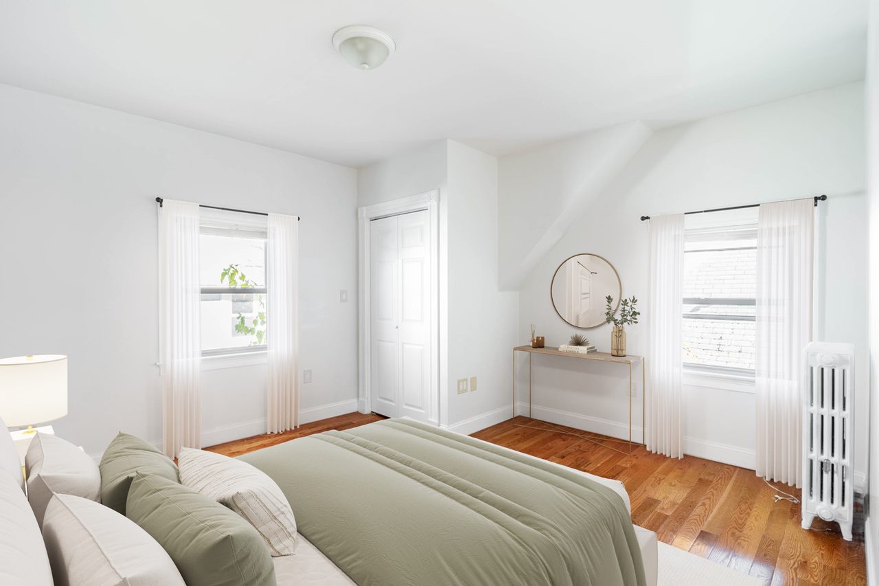 #1517: Brighton - Full Bedroom F - 1