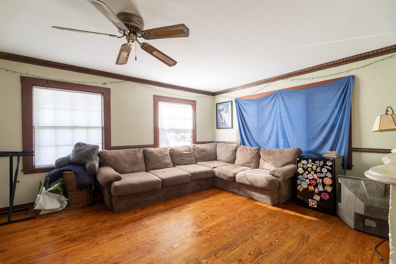 #1742: Allston - Queen Bedroom C - 1