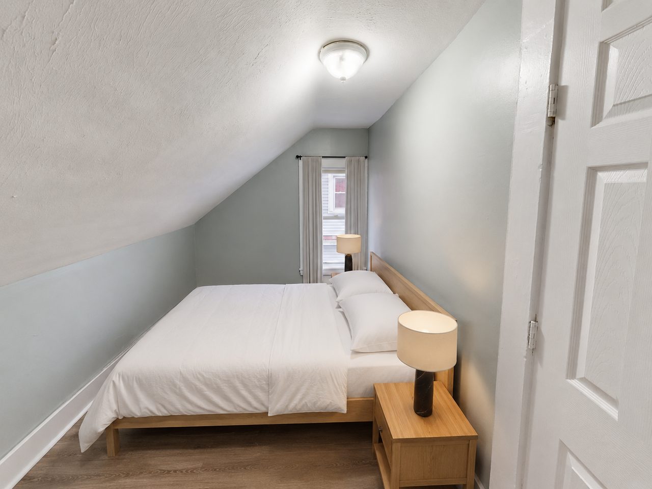 #1505: Allston - Full Bedroom G - 21