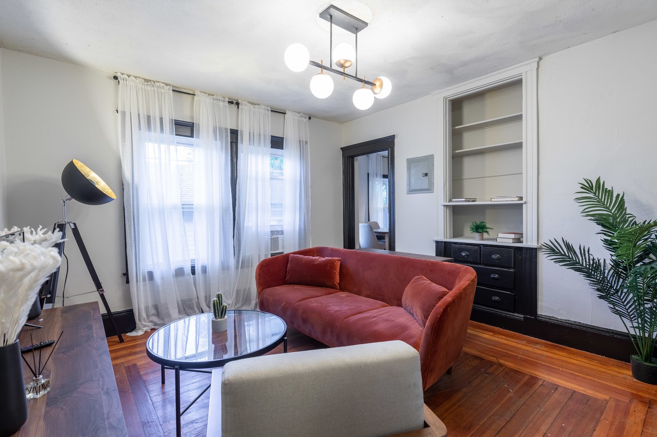 #233: Allston - Full Bedroom A - 12