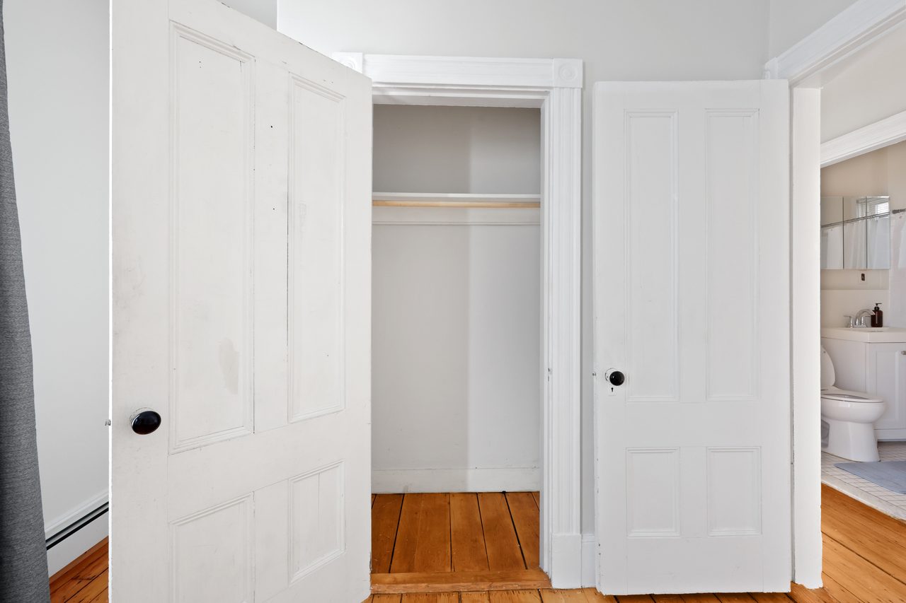  #888: Roxbury - Full Bedroom B  -  #888: Roxbury  - Gallery -  3