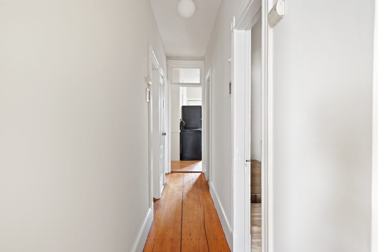  #888: Roxbury - Full Bedroom B  -  #888: Roxbury  - Gallery -  7
