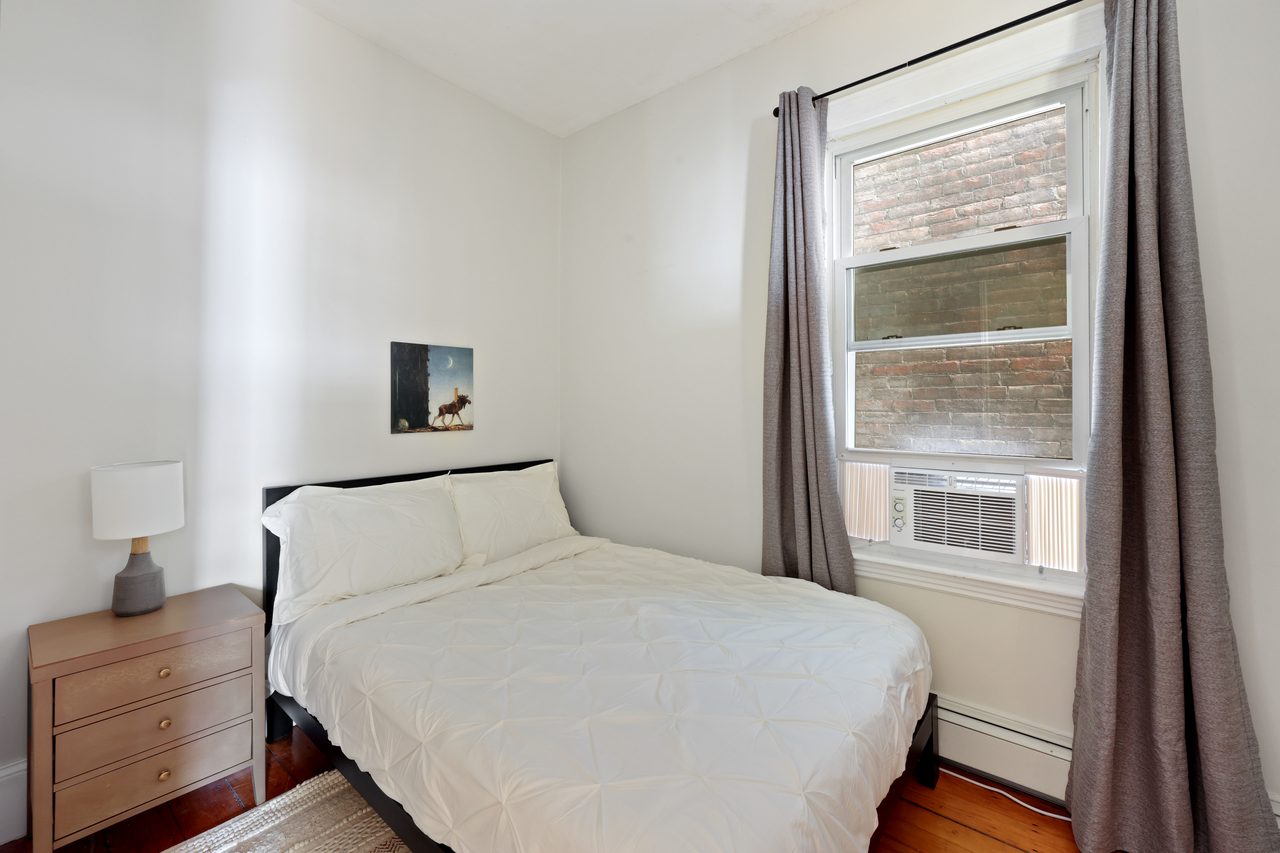 #888: Roxbury - Full Bedroom D  -  #888: Roxbury  - Gallery -  1
