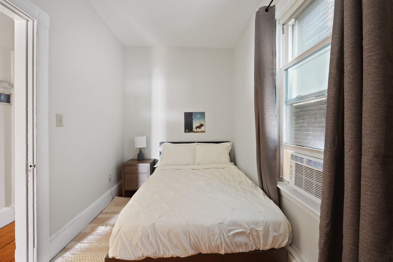  #888: Roxbury - Full Bedroom D  -  #888: Roxbury  - Gallery -  2