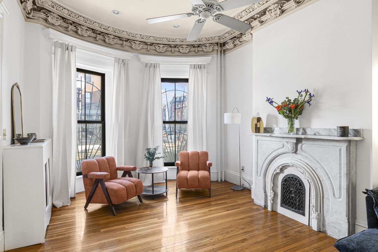 #1356: South End - 1 Bedroom (Queen) - 11