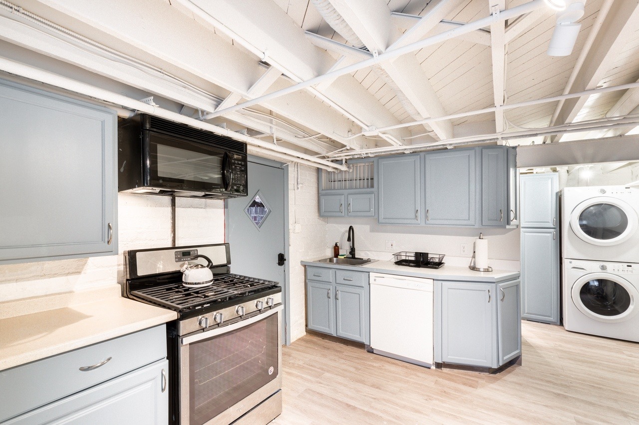  #334: Cleveland Park - 1 Bedroom (Queen)  -  #334: Cleveland Park  - Gallery -  8