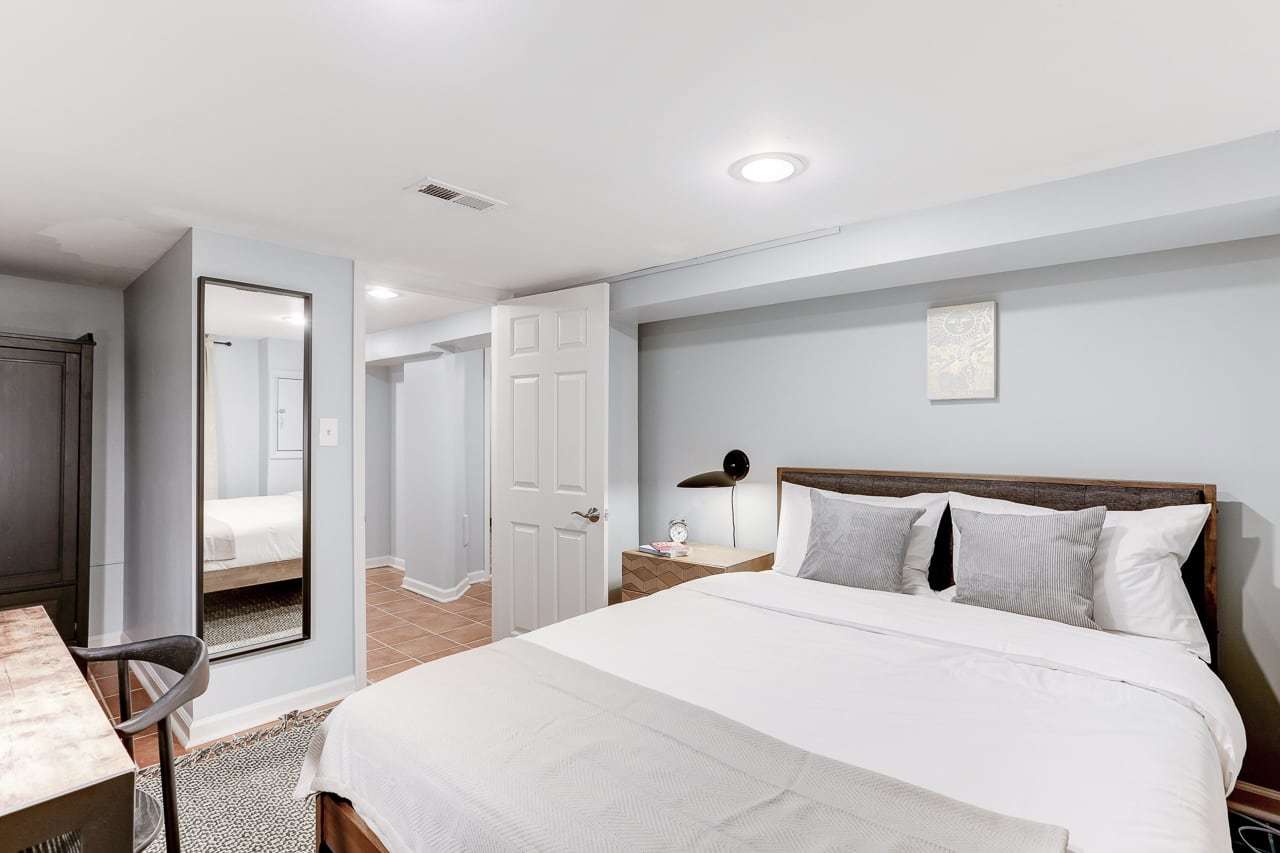  #105: Capitol Hill - Full Bedroom A  -  #105: Capitol Hill  - Gallery -  1