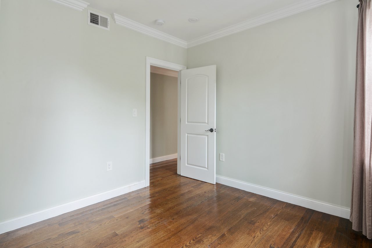 #570: Brighton - Full Bedroom B - 14