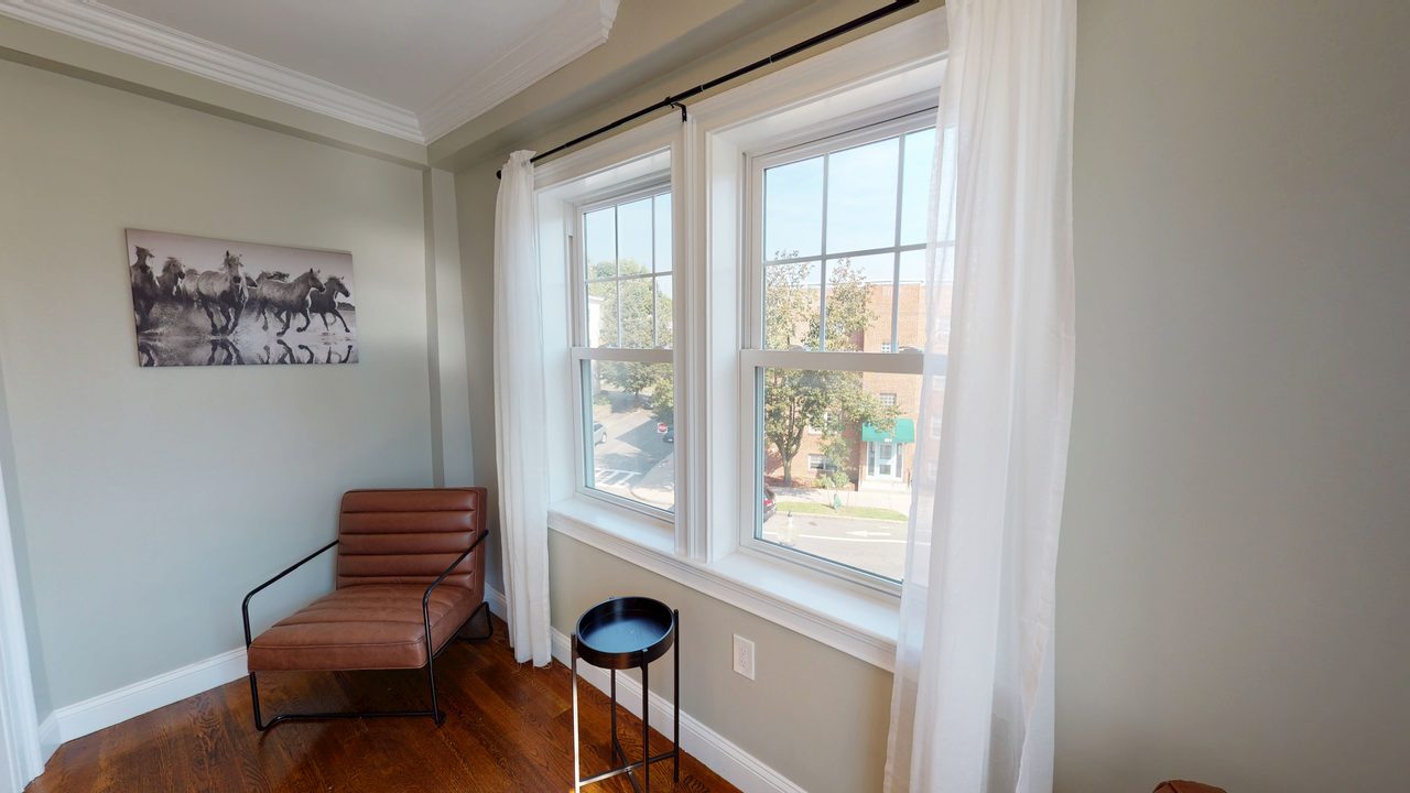 #570: Brighton - Queen Bedroom A - #570: Brighton - Gallery - 2