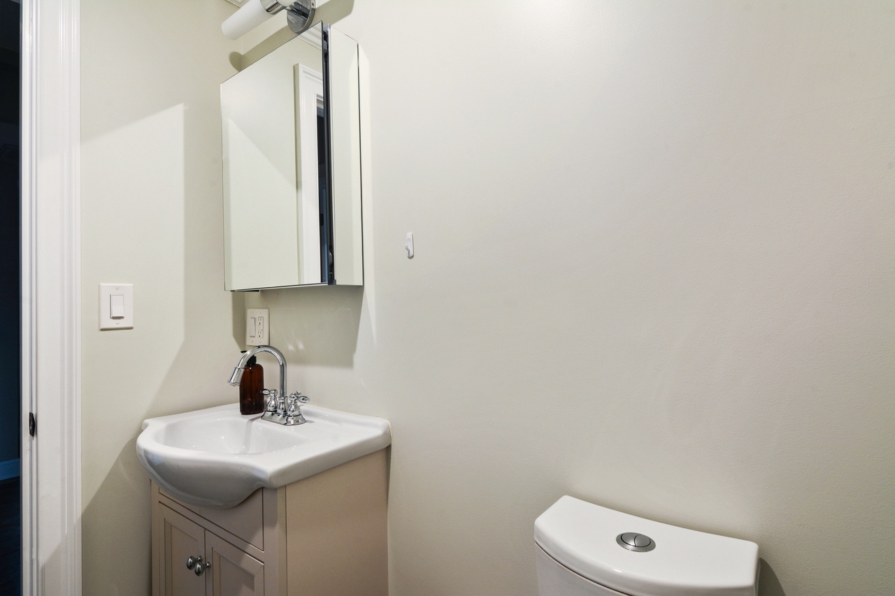 #570: Brighton - Full Bedroom B - #570: Brighton - Gallery - 4