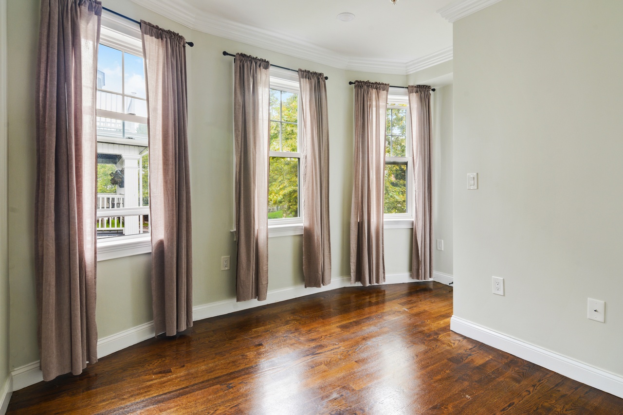 #570: Brighton - Full Bedroom B - #570: Brighton - Gallery - 13