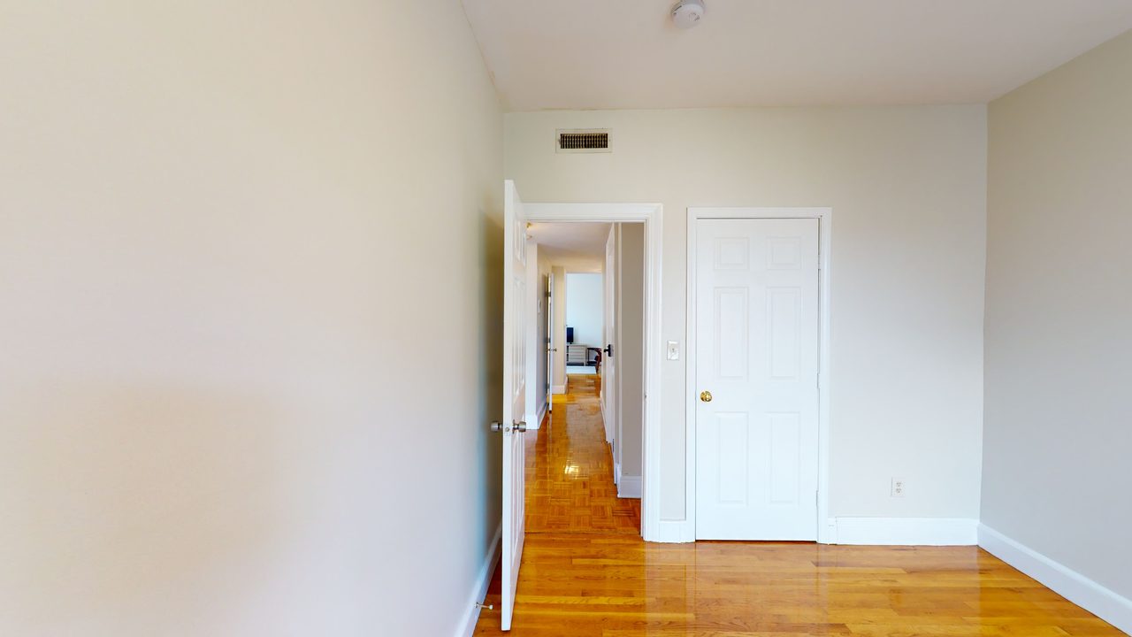  #1282: Allston - Queen Bedroom A  -  #1282: Allston  - Gallery -  3