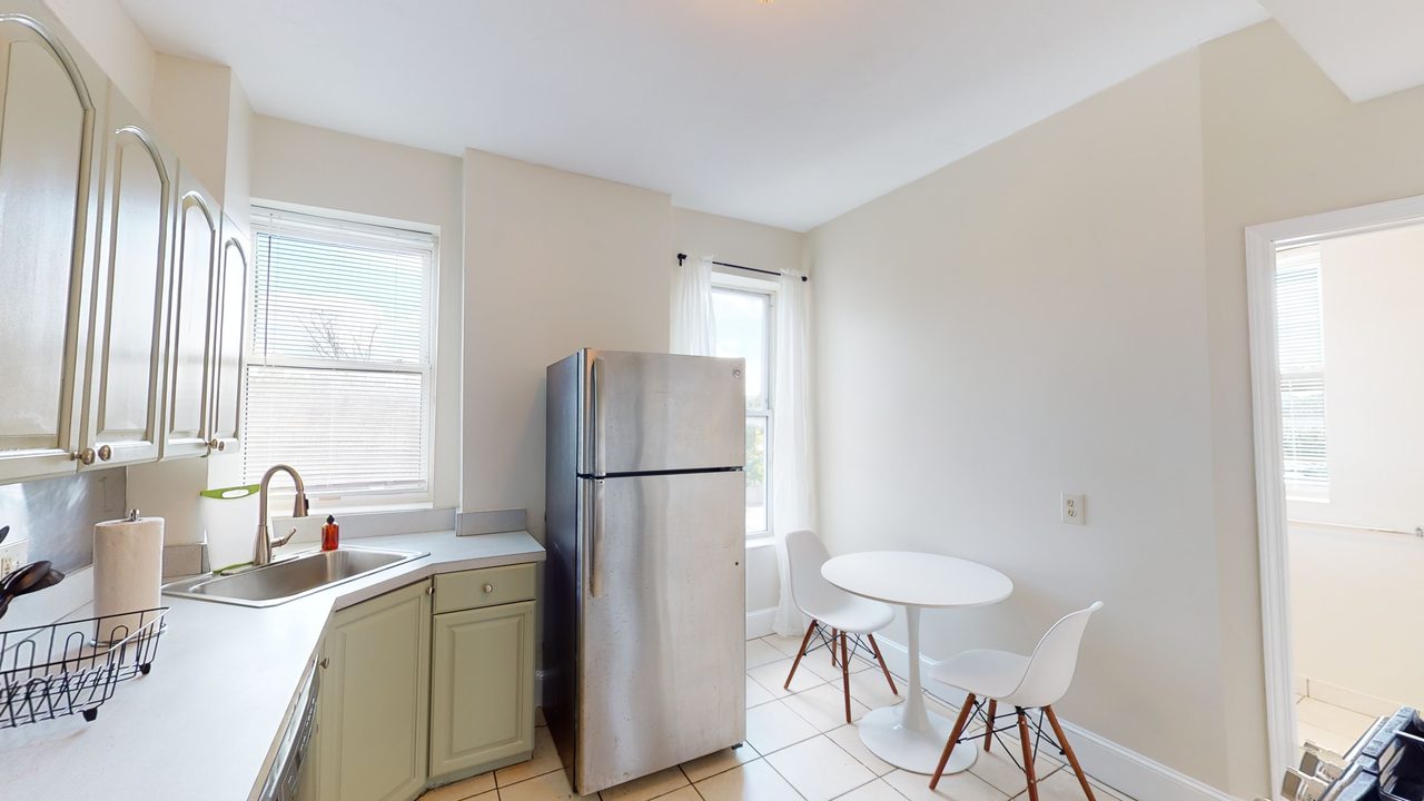  #1282: Allston - Queen Bedroom A  -  #1282: Allston  - Gallery -  9