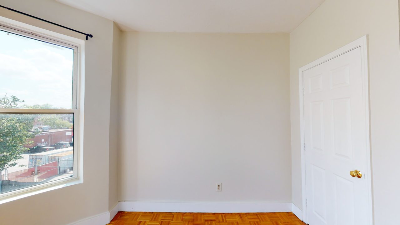  #1282: Allston - Queen Bedroom D  -  #1282: Allston  - Gallery -  7