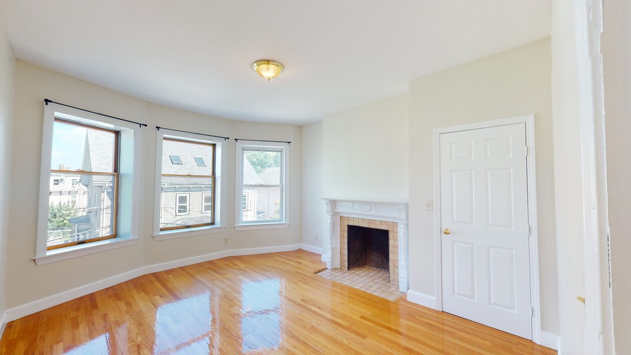  #1282: Allston - Queen Bedroom B  -  #1282: Allston  - Gallery -  3
