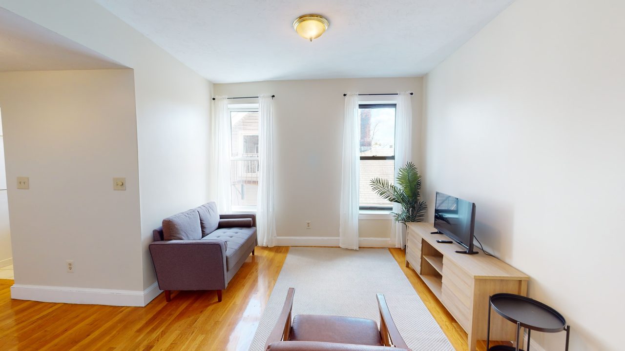  #1282: Allston - Queen Bedroom B  -  #1282: Allston  - Gallery -  6