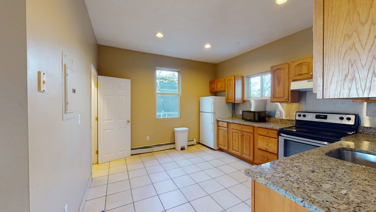  #1285: Allston - Queen Bedroom A  -  #1285: Allston  - Gallery -  11