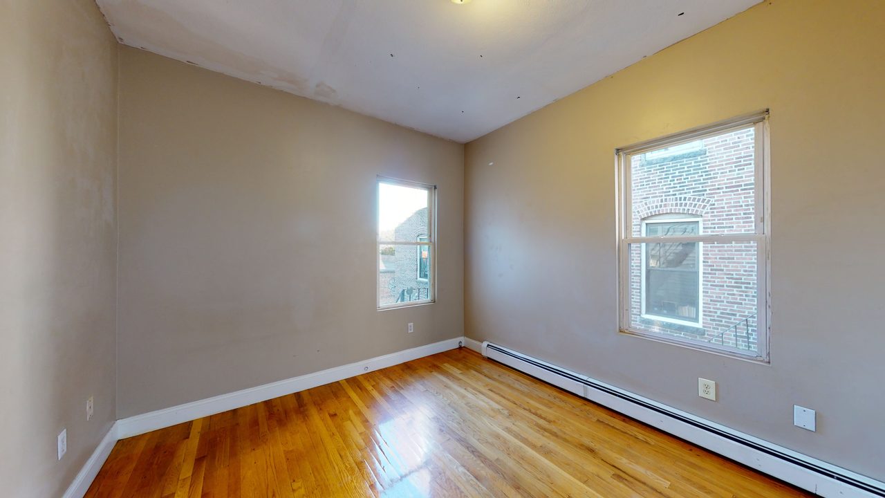 #1285: Allston - Queen Bedroom A  -  #1285: Allston  - Gallery -  1