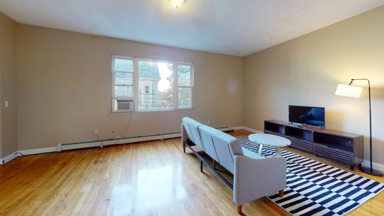  #1285: Allston - Queen Bedroom C  -  #1285: Allston  - Gallery -  9