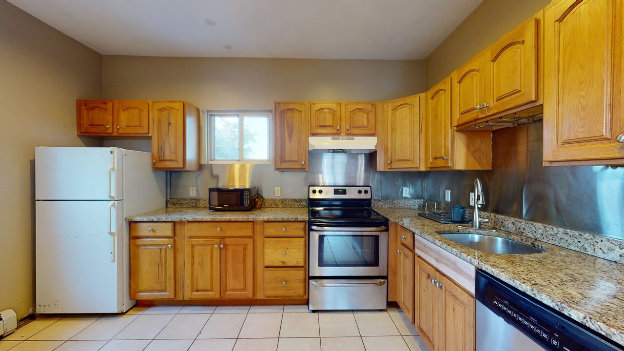  #1285: Allston - Queen Bedroom B  -  #1285: Allston  - Gallery -  5