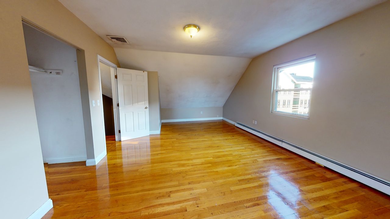  #1285: Allston - Queen Bedroom B  -  #1285: Allston  - Gallery -  3
