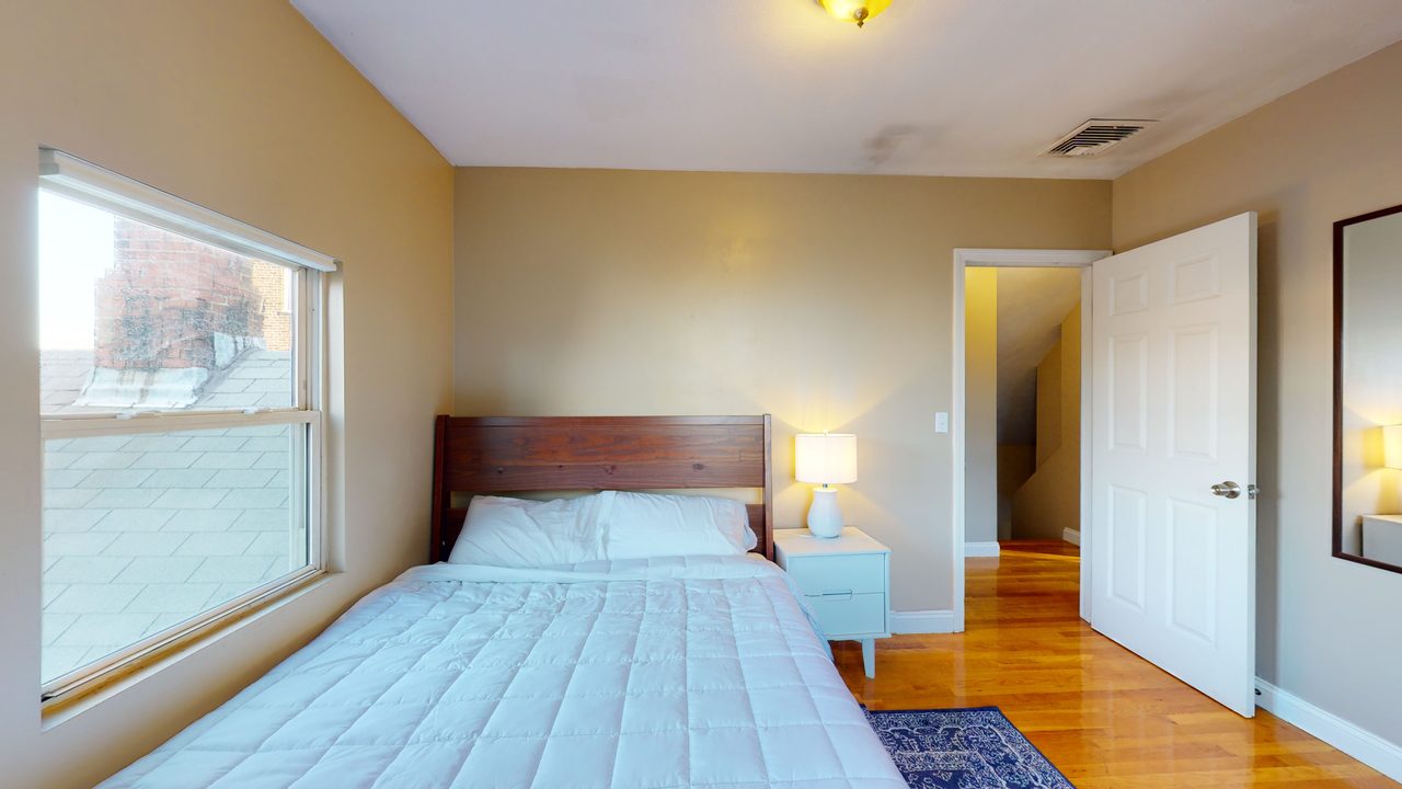  #1285: Allston - Queen Bedroom D  -  #1285: Allston  - Gallery -  2