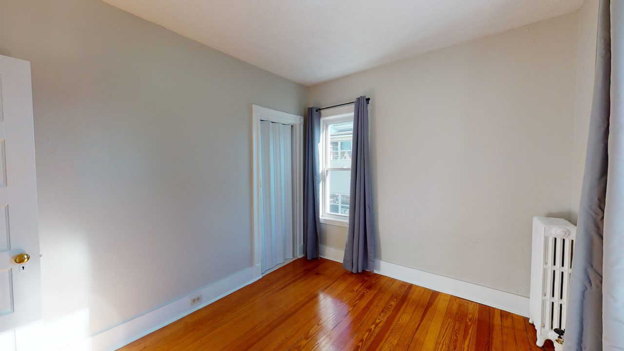 #817: Somerville - Full Bedroom C - 5