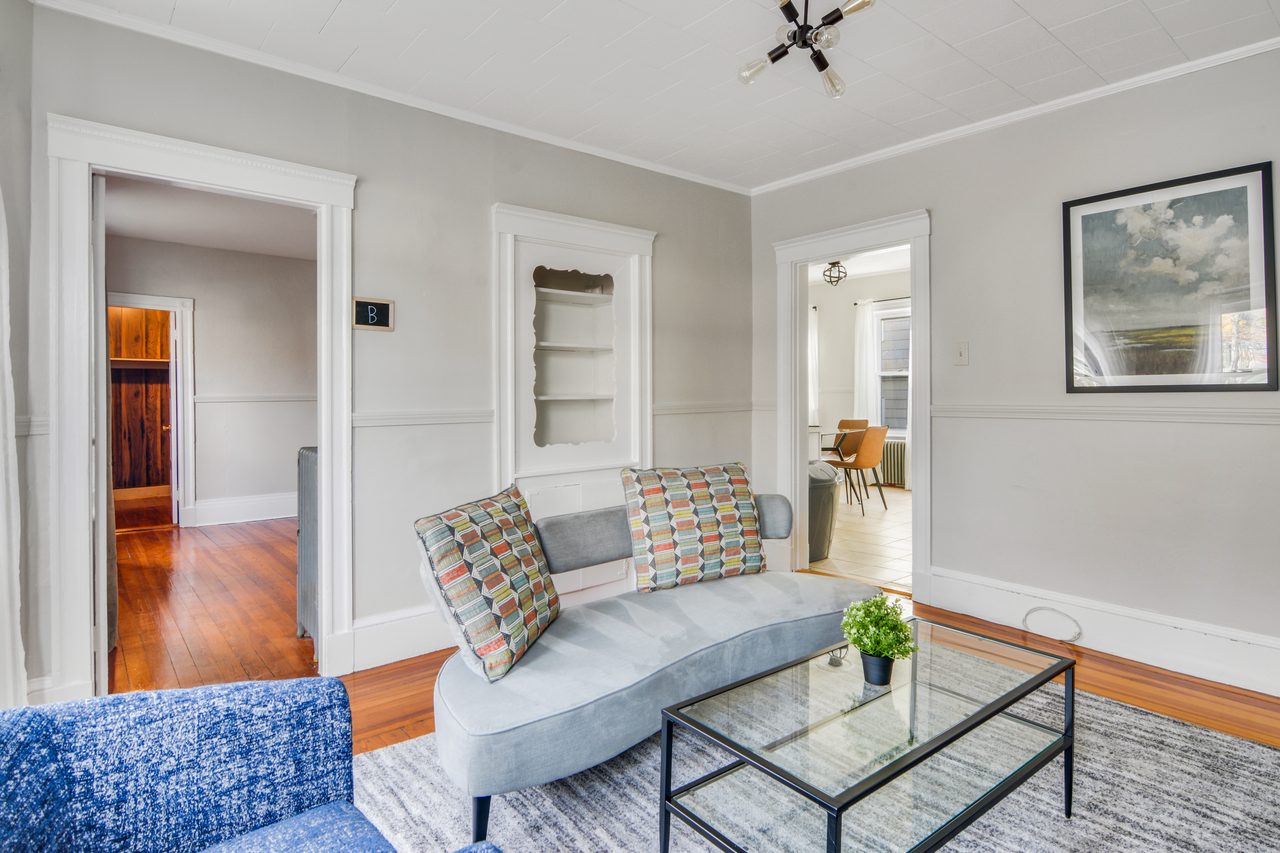 #817: Somerville - Queen Bedroom B - 7