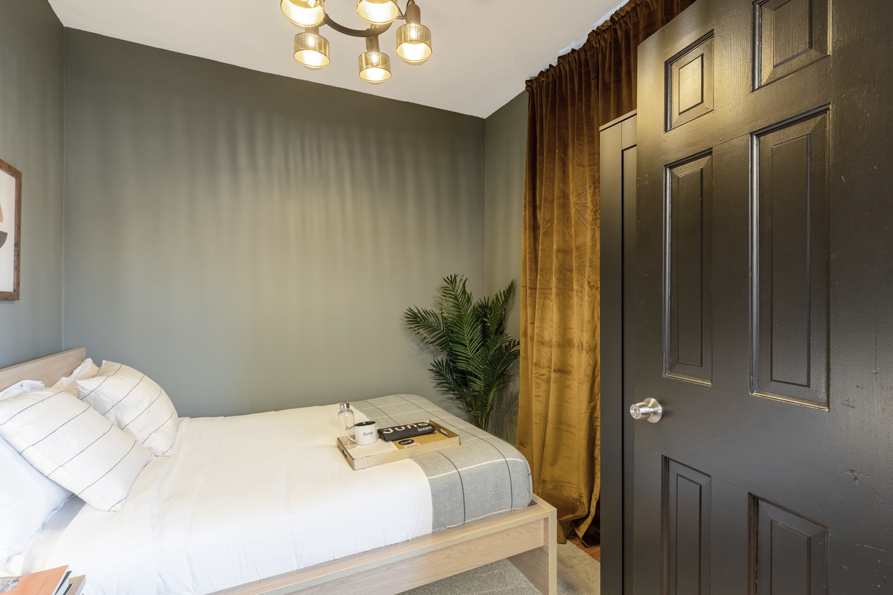 #255: Mission Hill - Full Bedroom D - 2