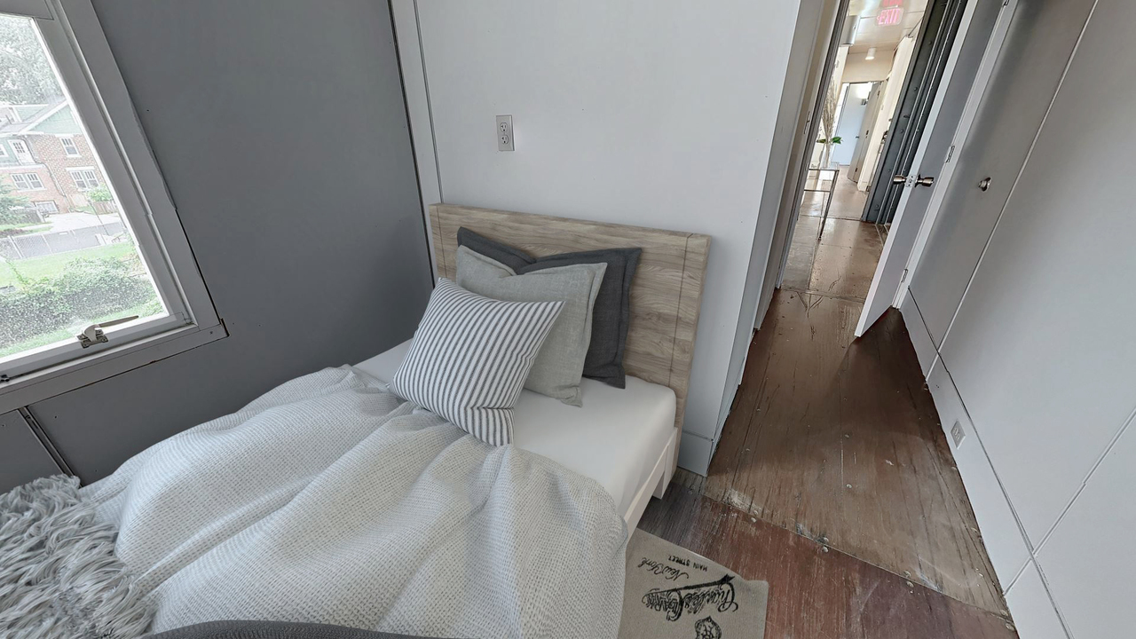  #414: Brookland - Full Bedroom 4A W/Private Bathroom  -  #414: Brookland  - Gallery -  2
