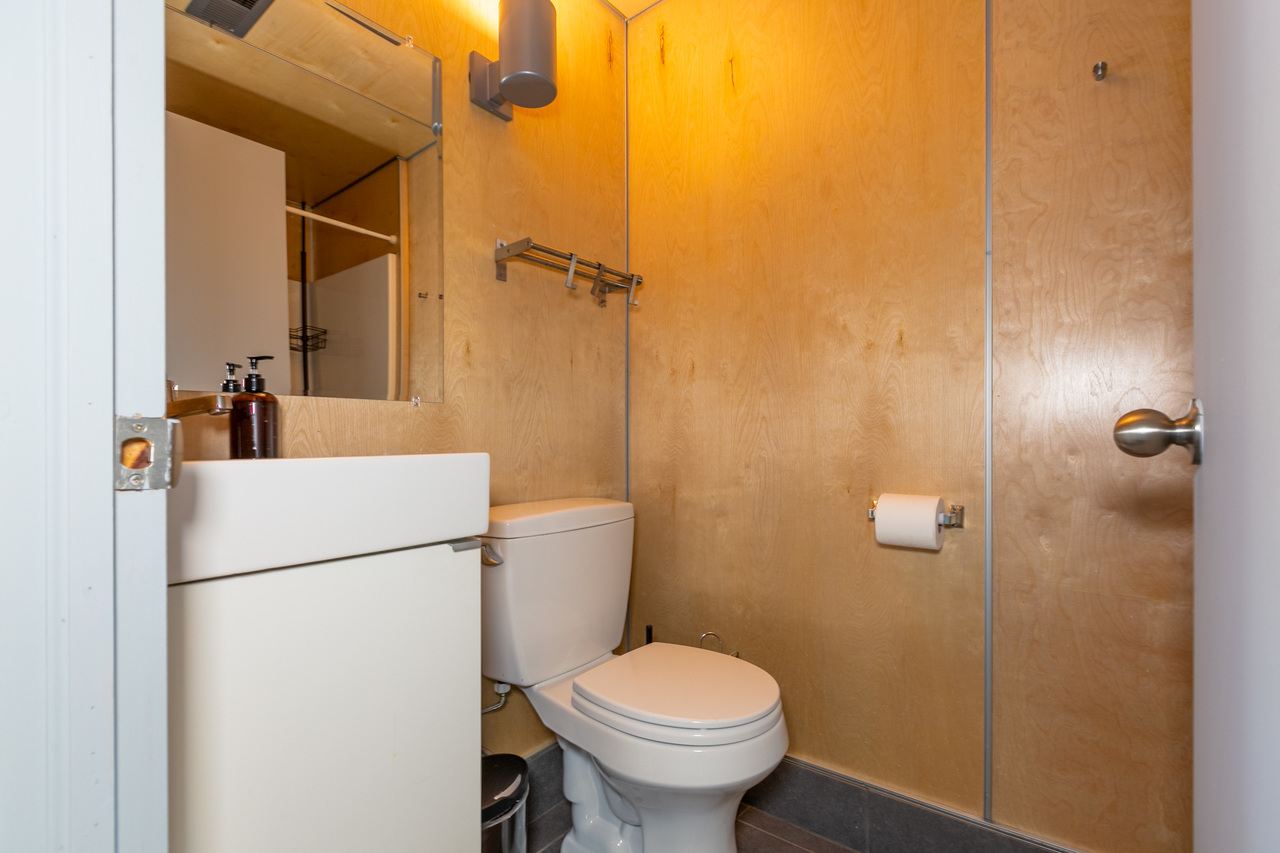  #414: Brookland - Full Bedroom 4F W/Private Bathroom  -  #414: Brookland  - Gallery -  6