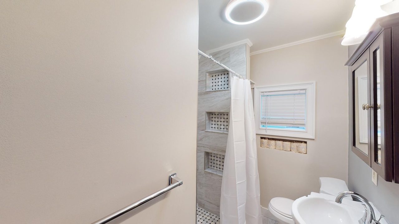  #1383: Somerville - Full Bedroom B  -  #1383: Somerville  - Gallery -  7