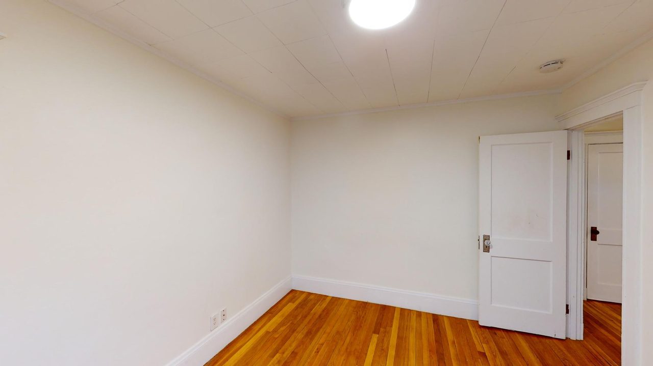 #1383: Somerville - Full Bedroom C - #1383: Somerville - Gallery - 13