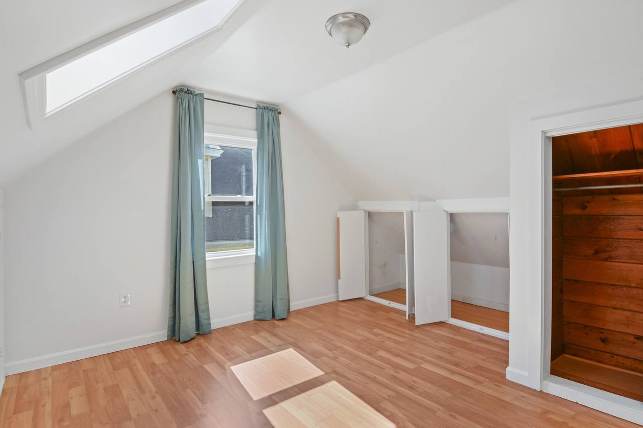#726: Allston - Full Bedroom E - 16