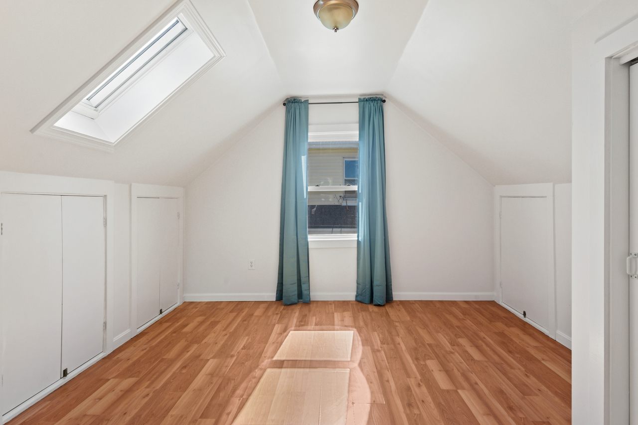 #726: Allston - Full Bedroom E - 13