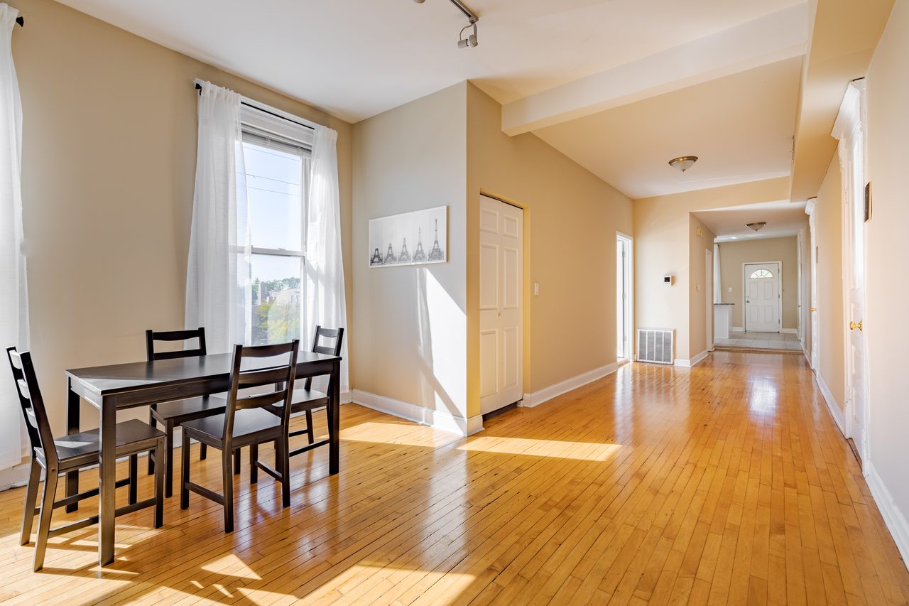 #1534: Wicker Park - Full Bedroom C - 17