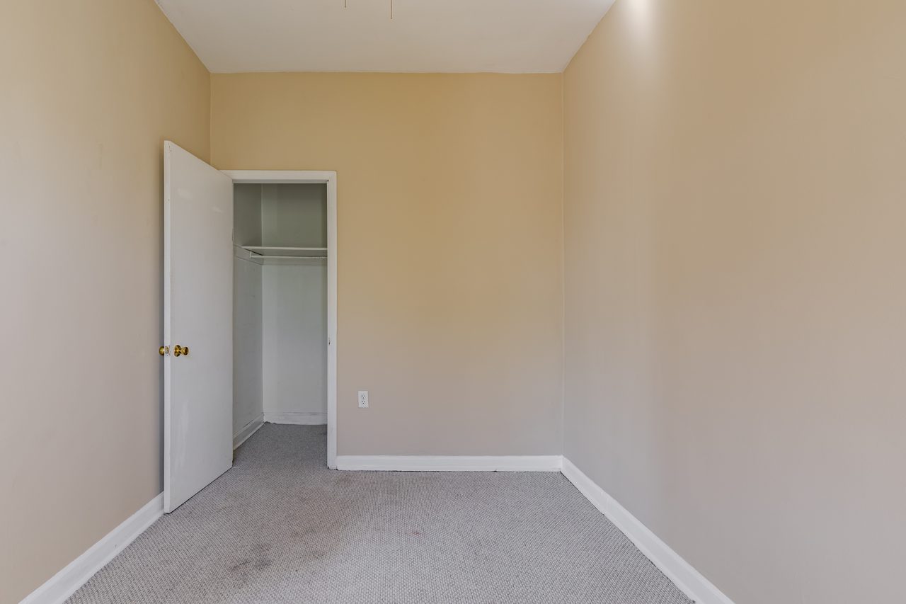 #1534: Wicker Park - Full Bedroom D - 4