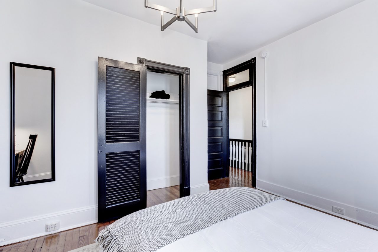  #176: Capitol Hill - Queen Bedroom 2A  -  #176: Capitol Hill  - Gallery -  2