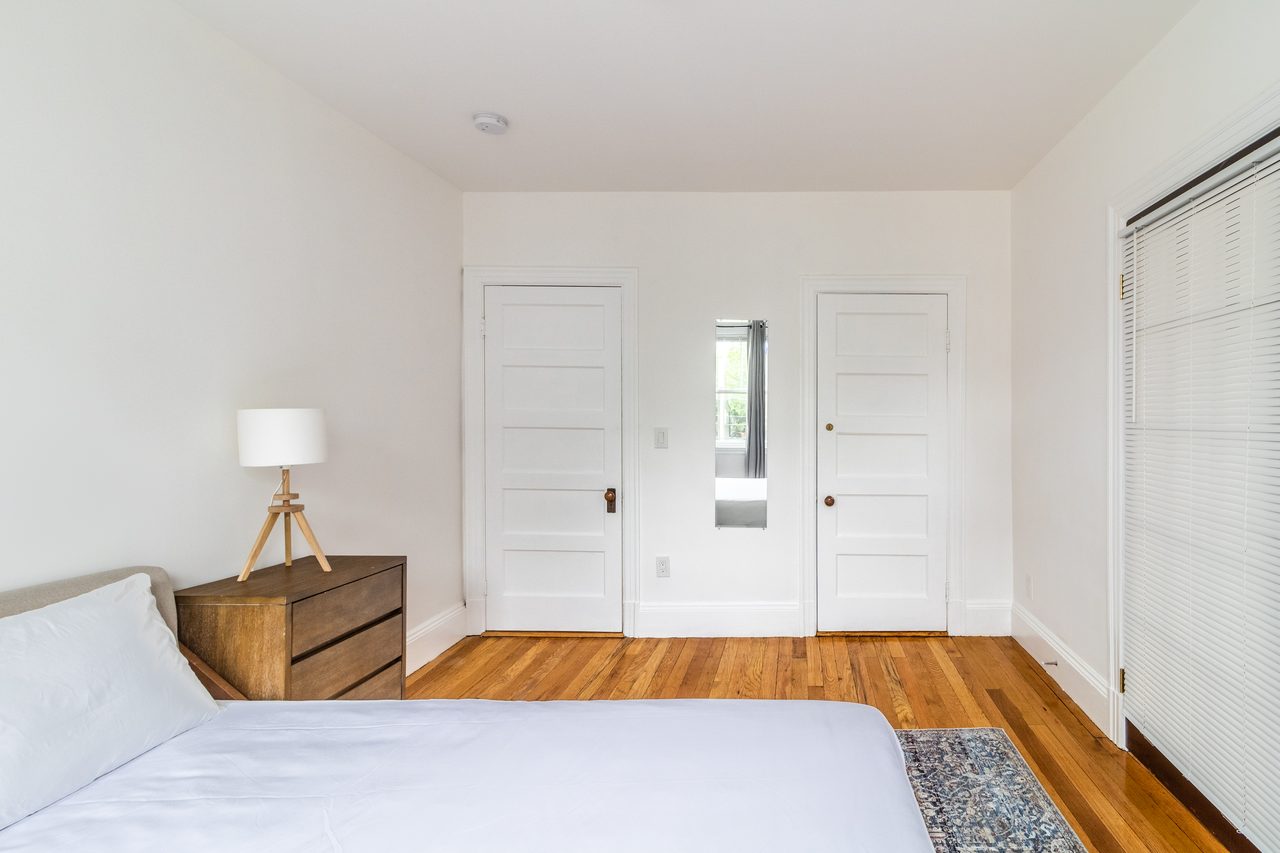  #1263: Brighton - Queen Bedroom C  -  #1263: Brighton  - Gallery -  3