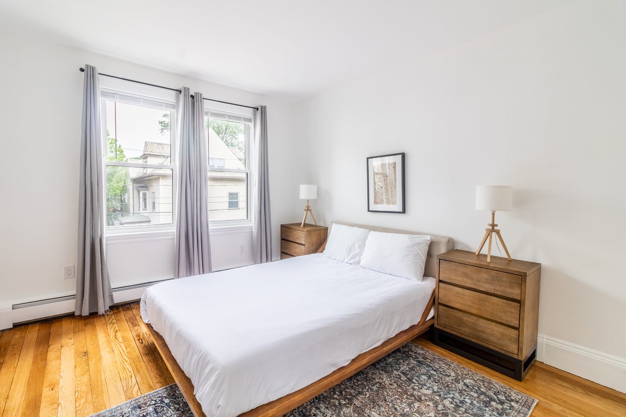 #1263: Brighton - Queen Bedroom A  -  #1263: Brighton  - Gallery -  1