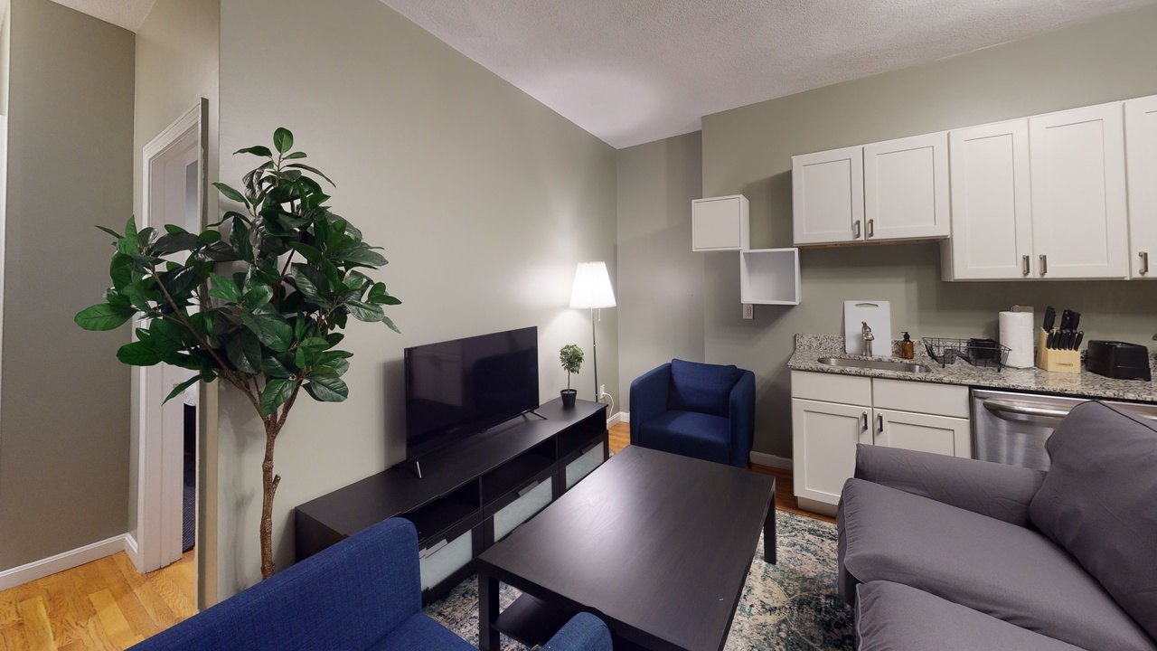  #474: North End - 1 Bedroom (Full)  -  #474: North End  - Gallery -  9