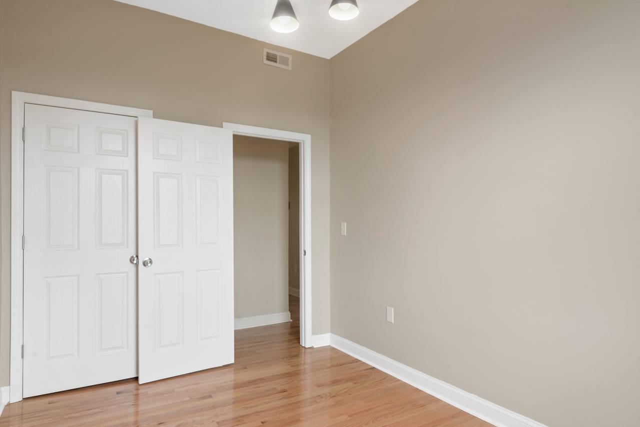  #442: Allston - Queen Bedroom A  -  #442: Allston  - Gallery -  3