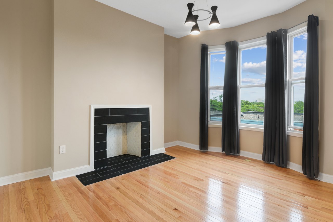  #442: Allston - Queen Bedroom B  -  #442: Allston  - Gallery -  2